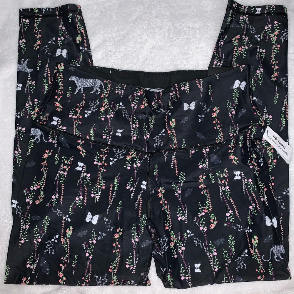 Victoria’s Secret Sport Capri leggings